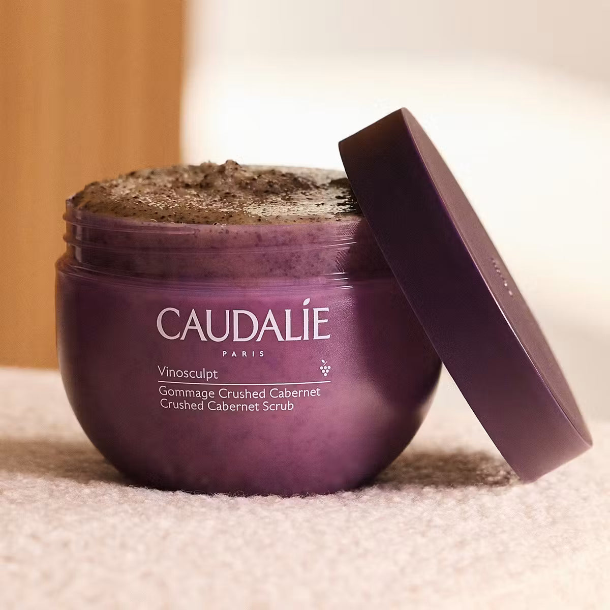 Caudalie VinoSculpt Crushed Cabernet Scrub