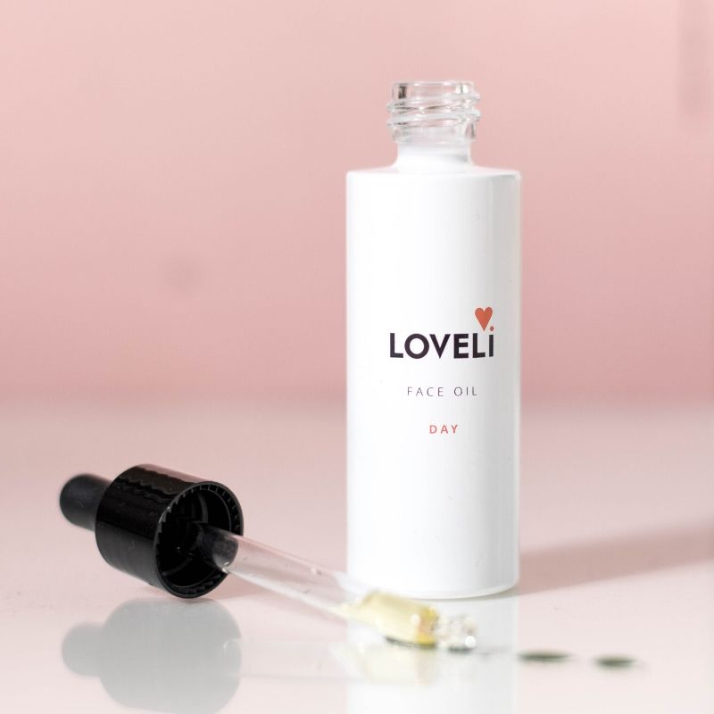 Face oil Day